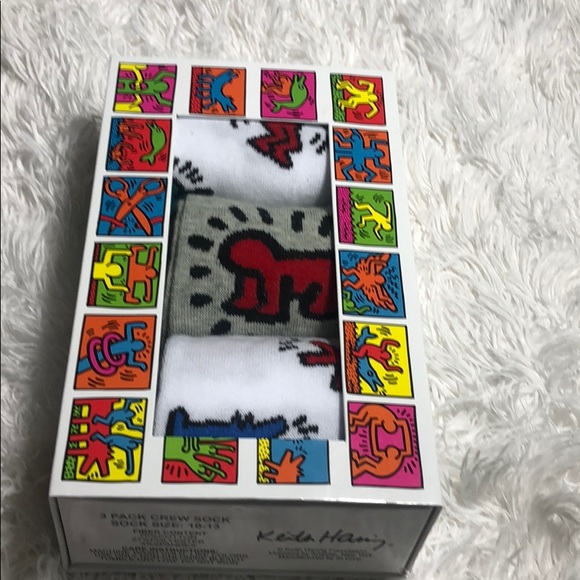 🎉HOST PICK🎉 KEITH HARING Designer 3-Pack Socks - Picture 7 of 7